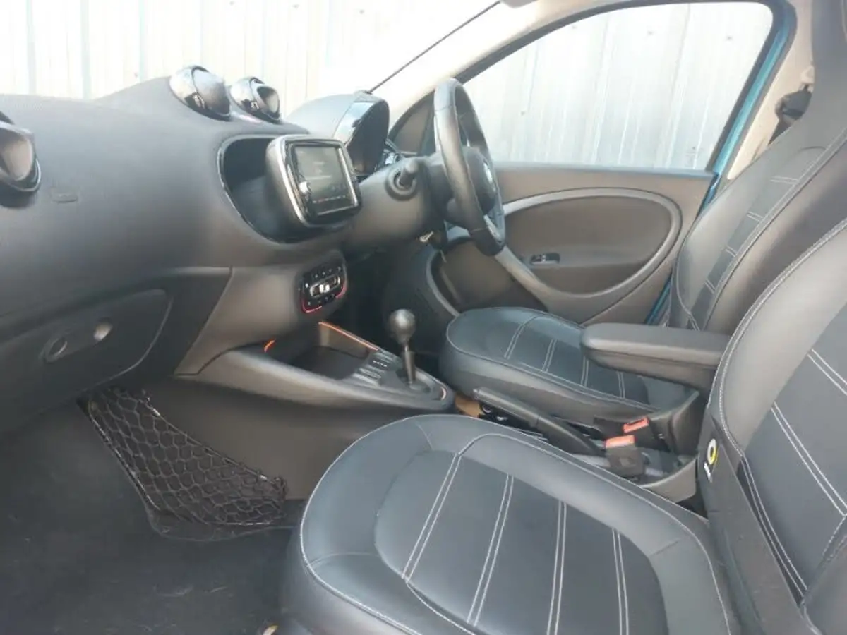 2022-smart-forfour-eq-exclusive-big-4