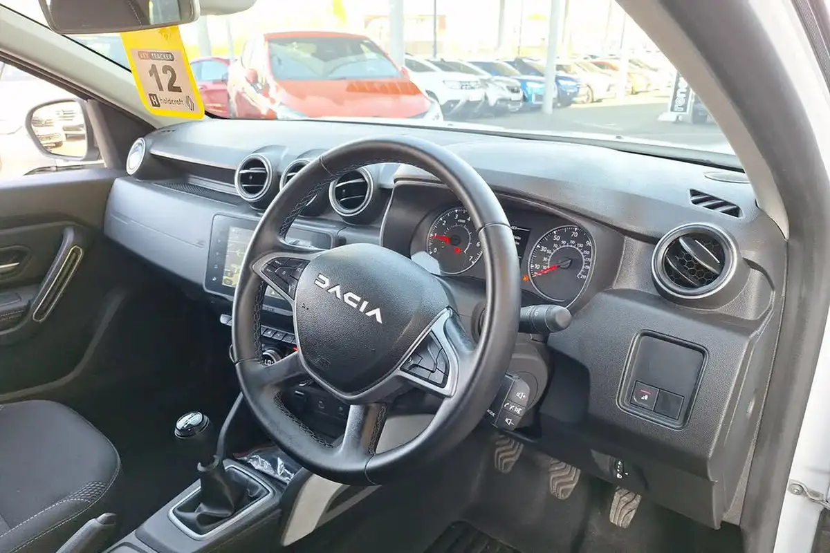 2024-dacia-duster-09-tce-journey-big-24