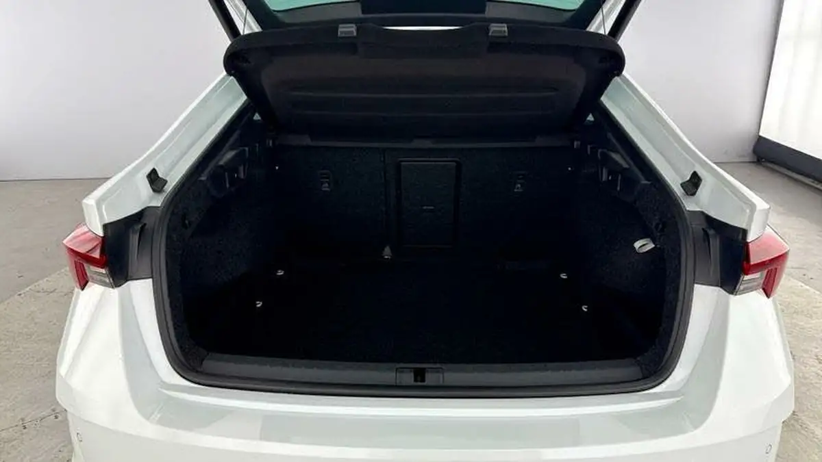 2021-skoda-octavia-20-tsi-vrs-hatchback-dsg-big-29