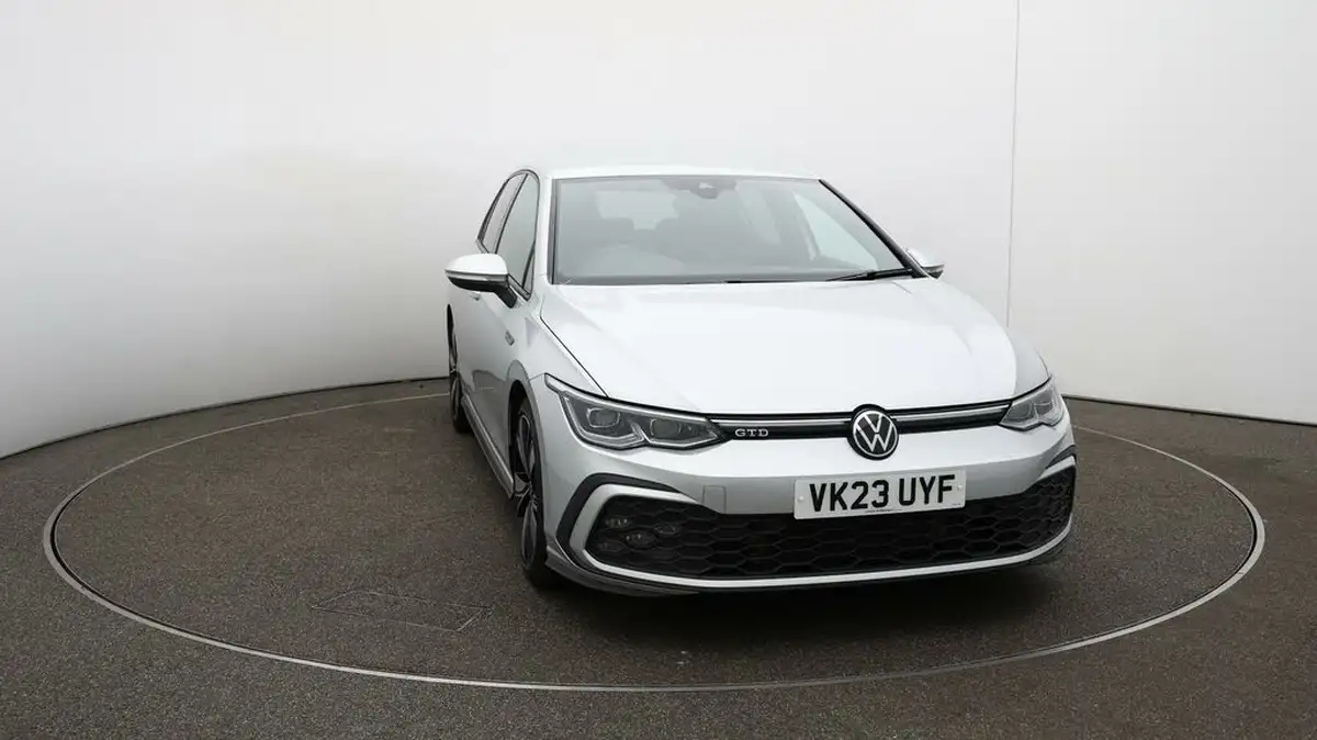 2023-volkswagen-golf-20tdi-gtd-big-34