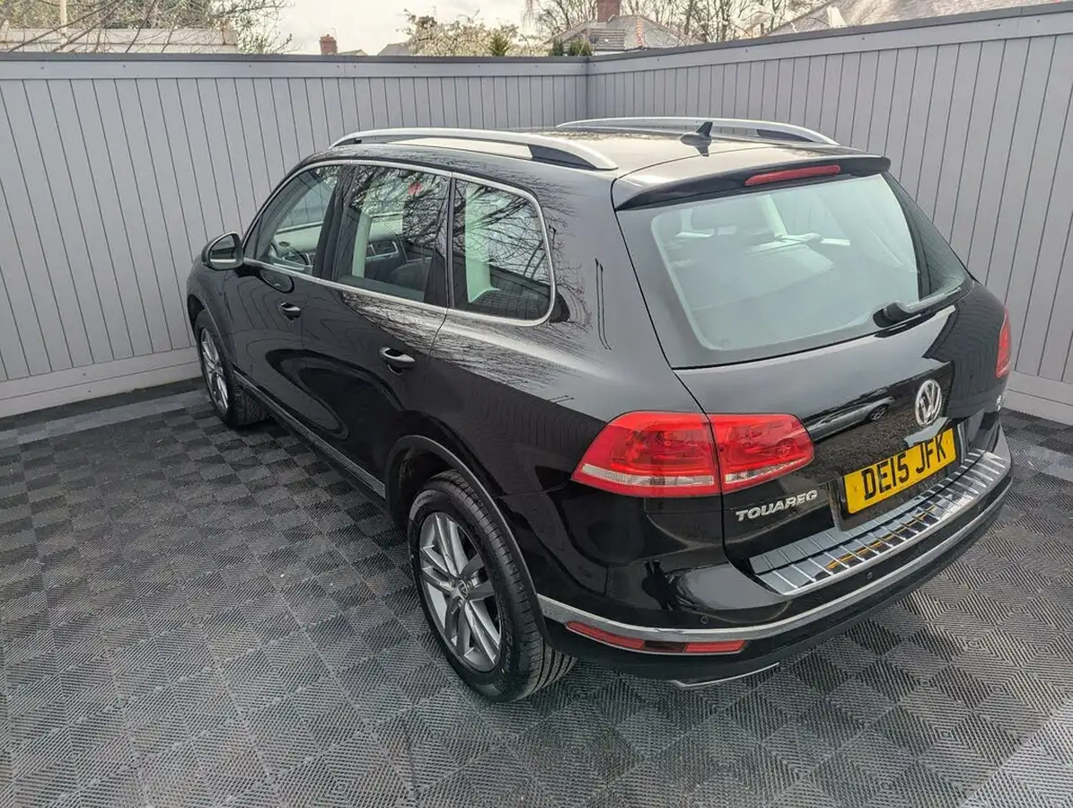 2015-volkswagen-touareg-30tdi-se-204ps-2970cc-big-47