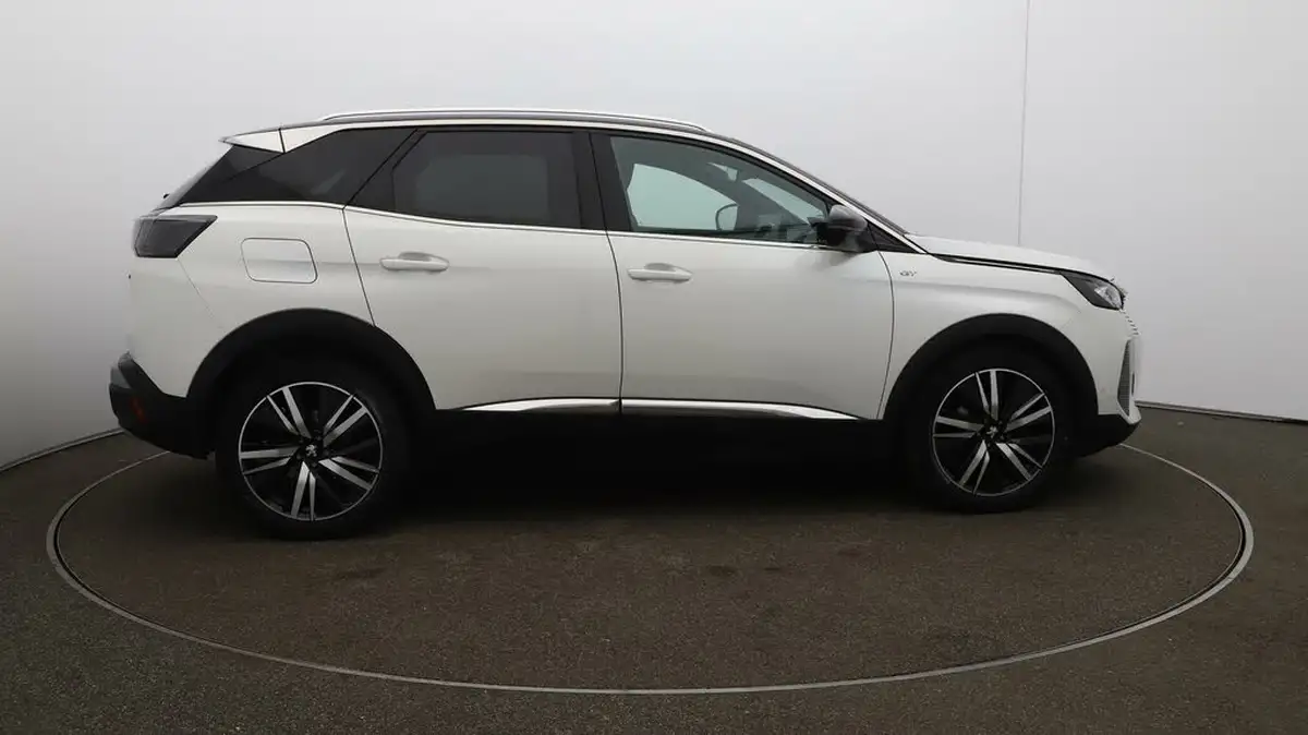 2022-peugeot-3008-suv-12-puretech-gt-premium-big-8