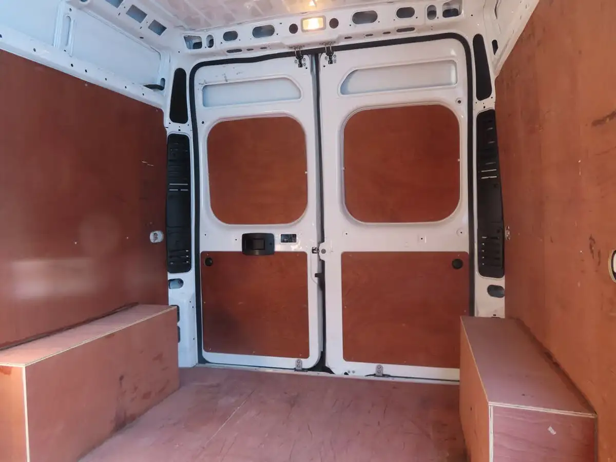 2020-peugeot-boxer-22-bluehdi-professional-335-l2-h2-big-39