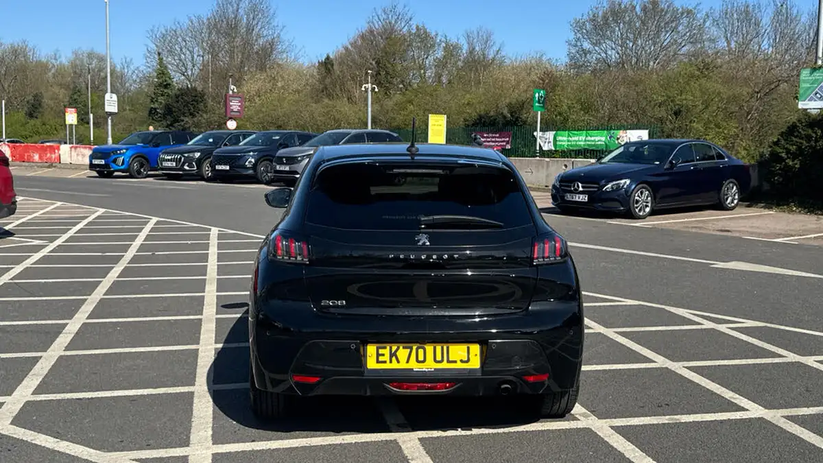 2021-peugeot-208-12-puretech-allure-premium-100bhp-eat8-big-8