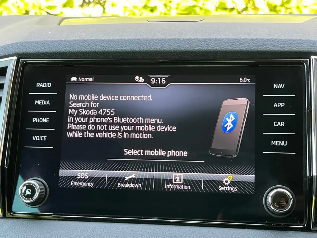 2022-skoda-karoq-15-tsi-se-l-dsg-big-17