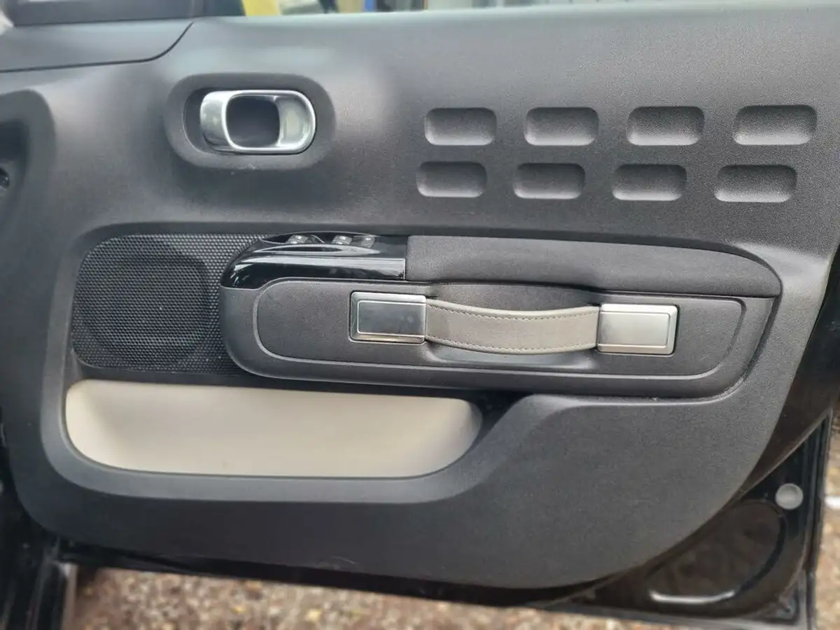 2018-citroen-c3-12-puretech-feel-68ps-big-25