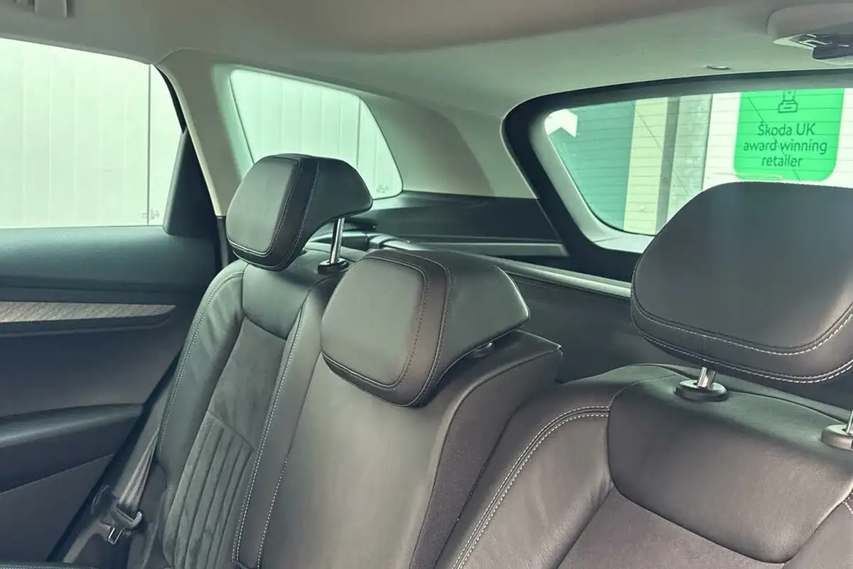 2021-skoda-karoq-15-tsi-se-l-ss-big-13