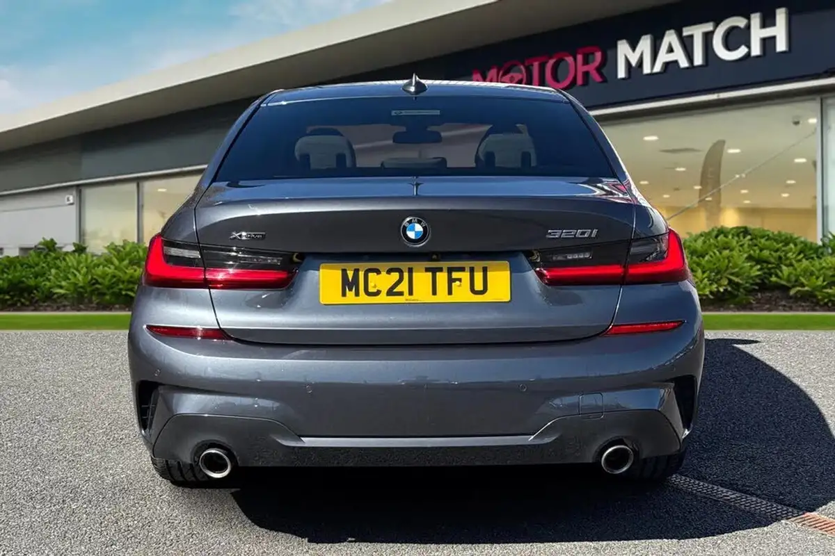 2021-bmw-3-series-20-320i-xdrive-m-sport-big-3