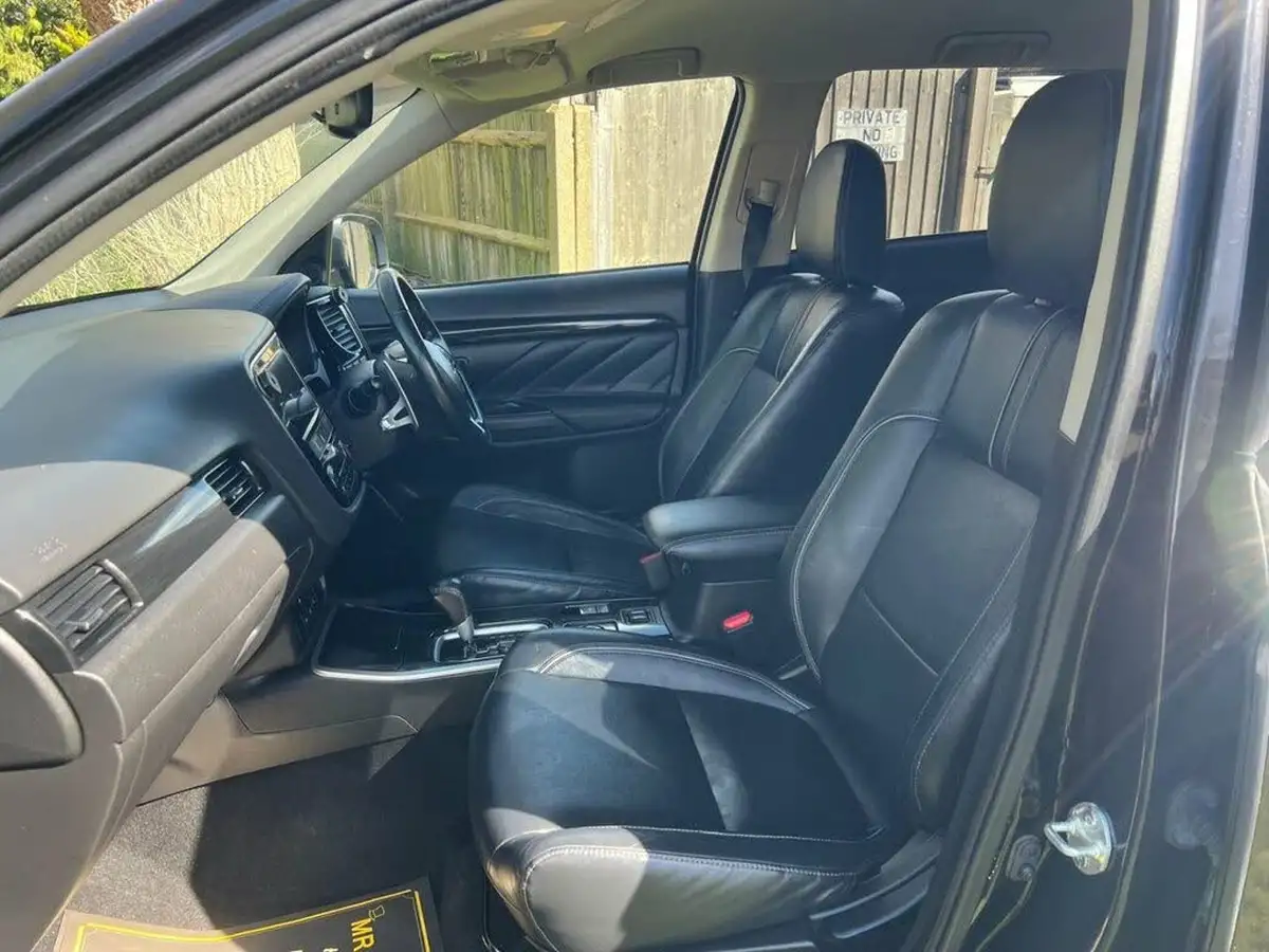 2018-mitsubishi-outlander-22di-d-4-leather-auto-big-34