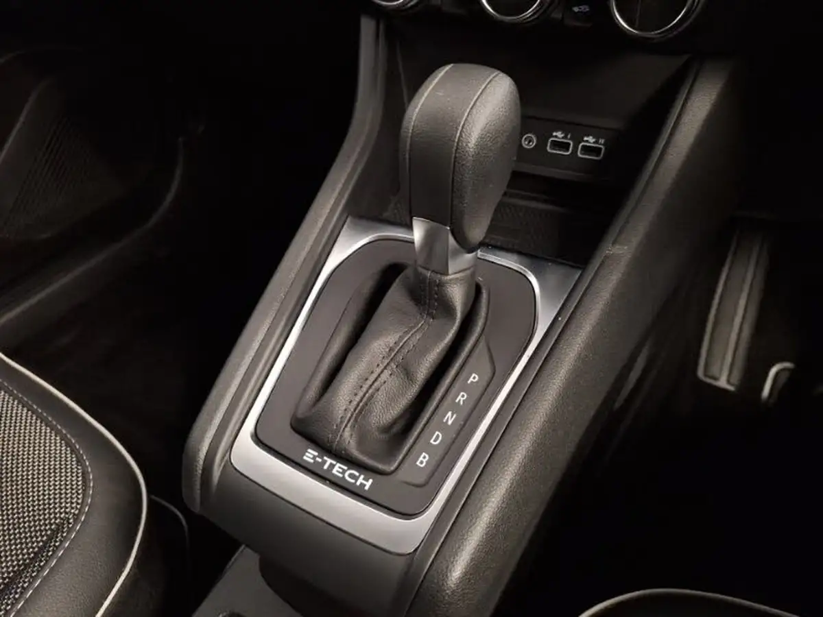 2023-renault-captur-16-techno-160ps-plug-in-big-16