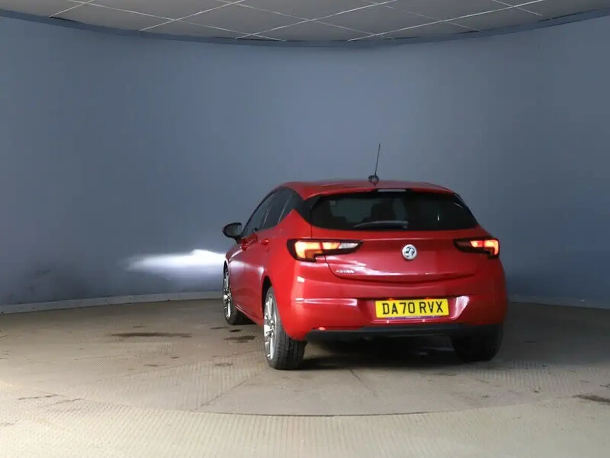 2020-vauxhall-astra-12-turbo-sri-vx-line-nav-big-2