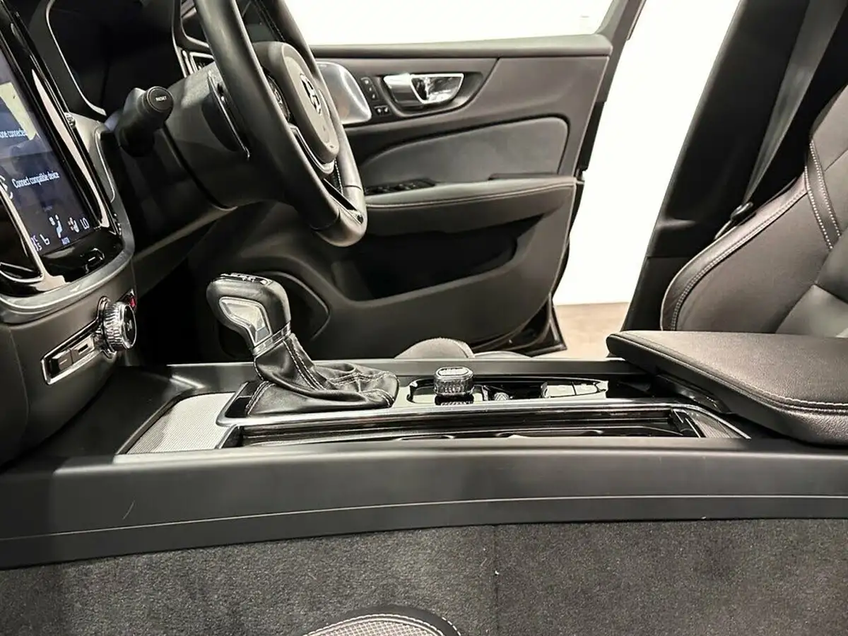 2019-volvo-s60-20-t5-r-design-plus-big-26