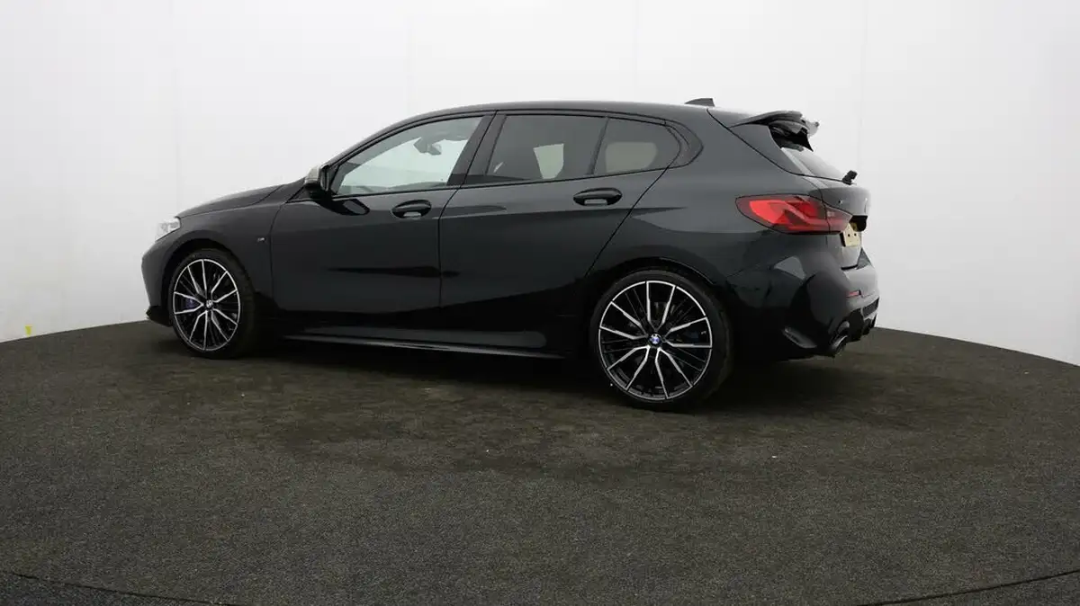 2024-bmw-1-series-20-m135i-xdrive-big-65