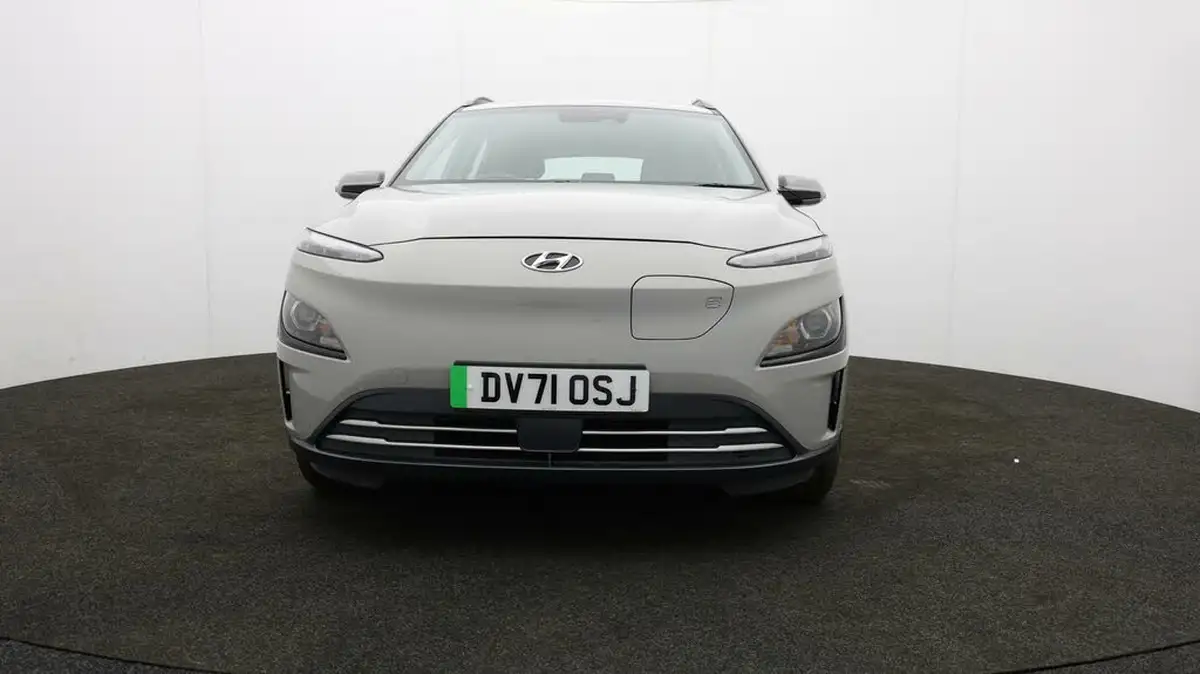 2021-hyundai-kona-e-se-connect-big-1
