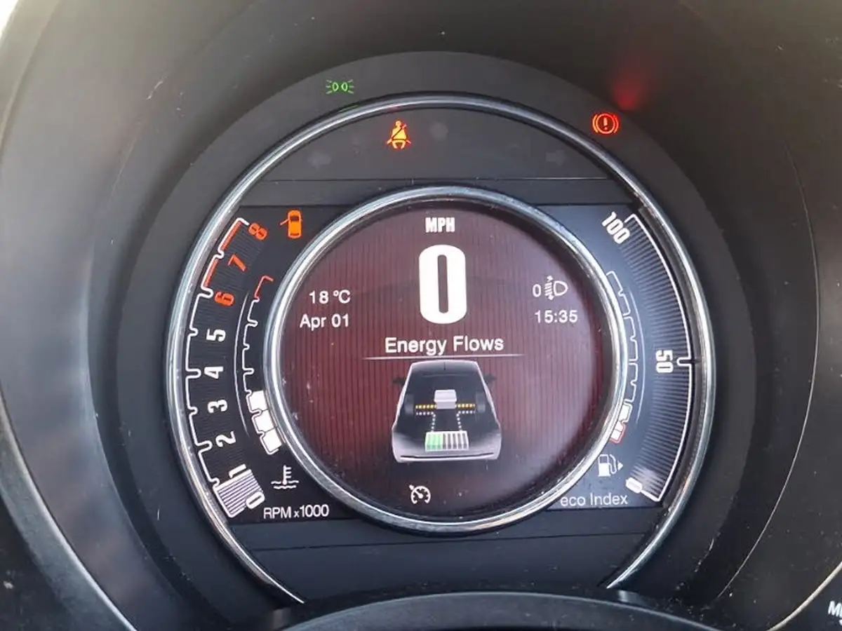 2020-fiat-500-10-launch-edition-big-10