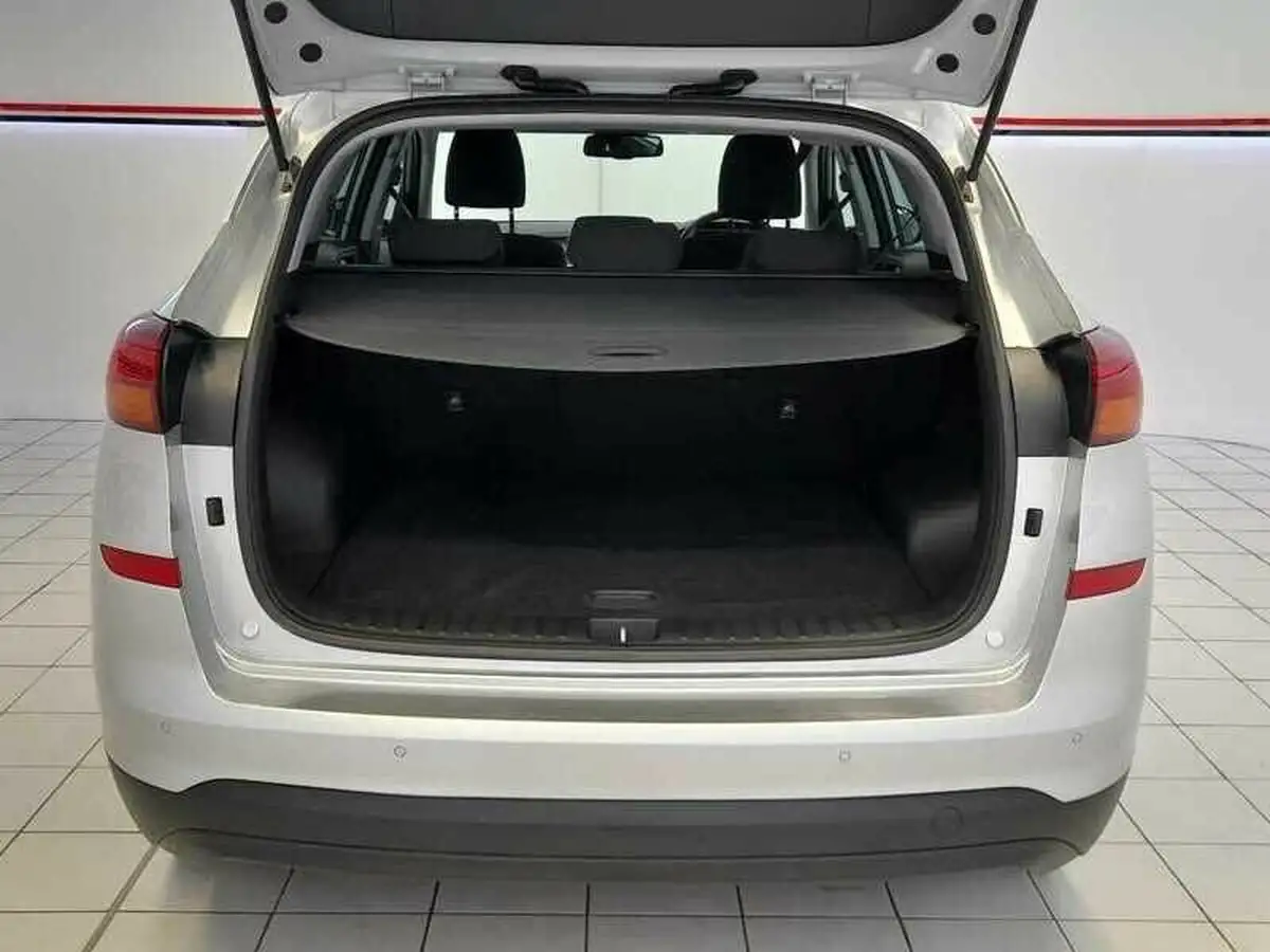 2019-hyundai-tucson-16-gdi-se-nav-big-5