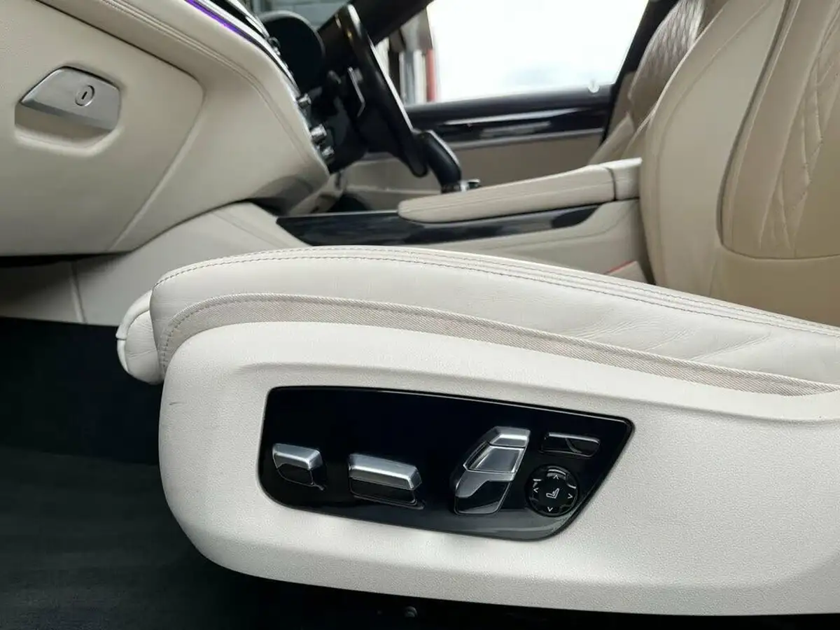 2021-bmw-7-series-30td-730d-m-sport-big-16