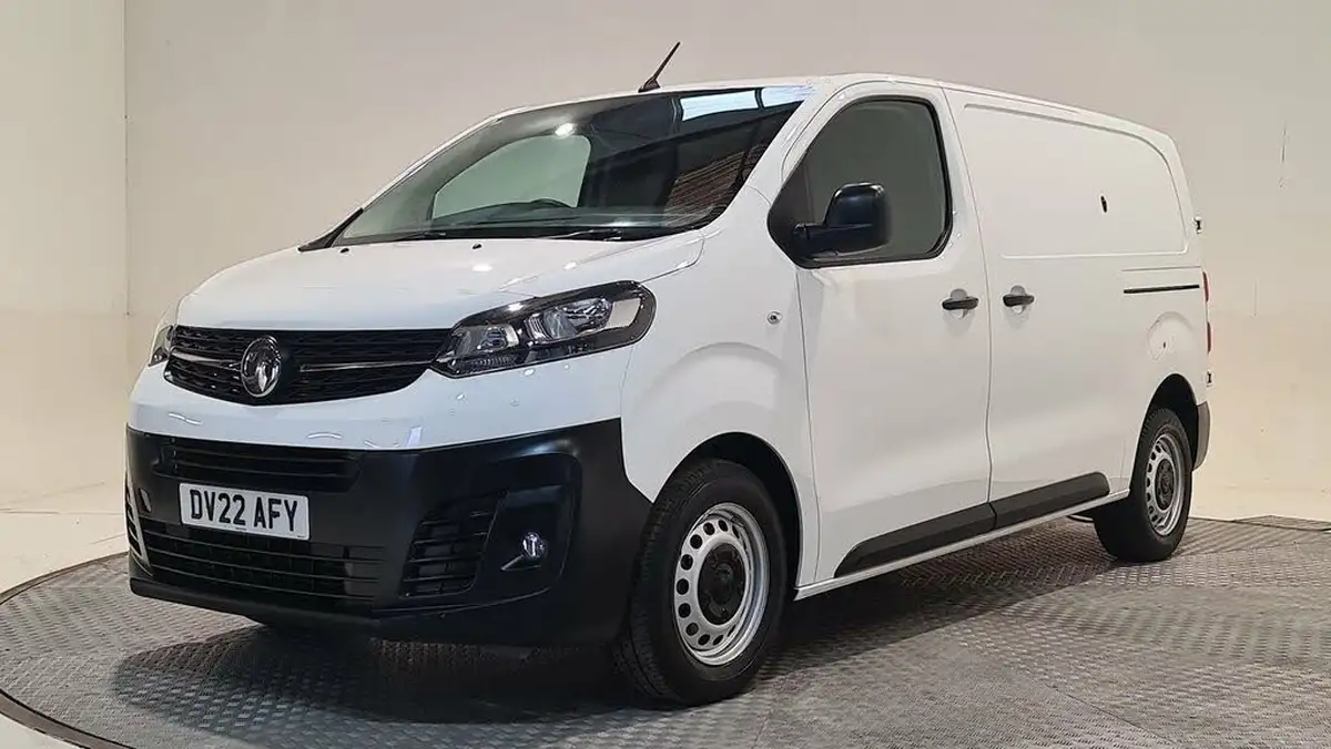 2022-vauxhall-vivaro-15td-2900-l1h1-dynamic-big-6