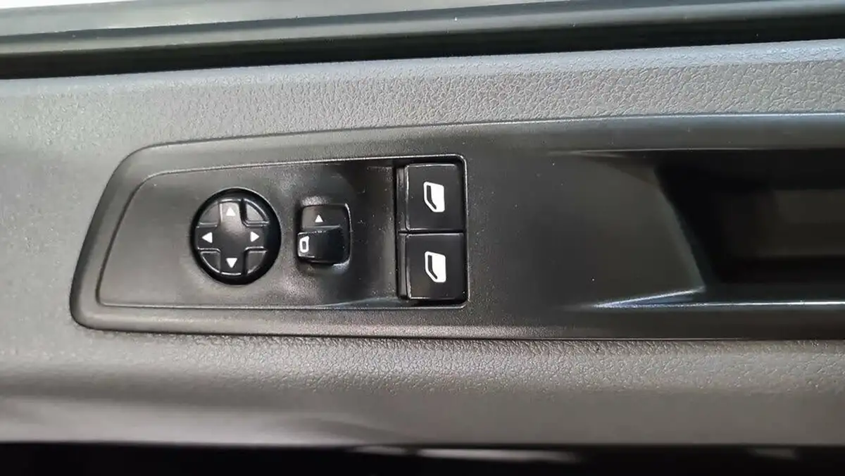 2022-vauxhall-vivaro-15td-2900-l1h1-dynamic-big-26