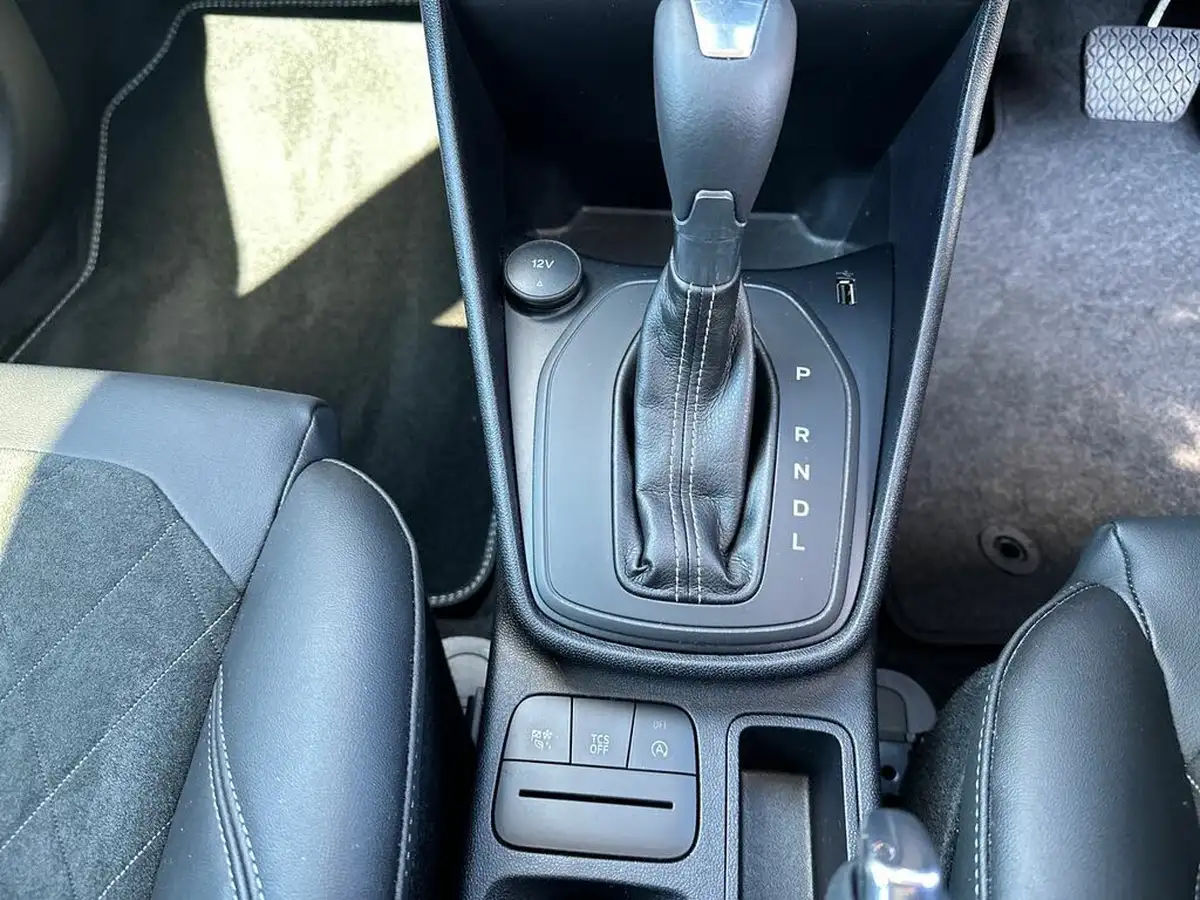 2023-ford-fiesta-big-27