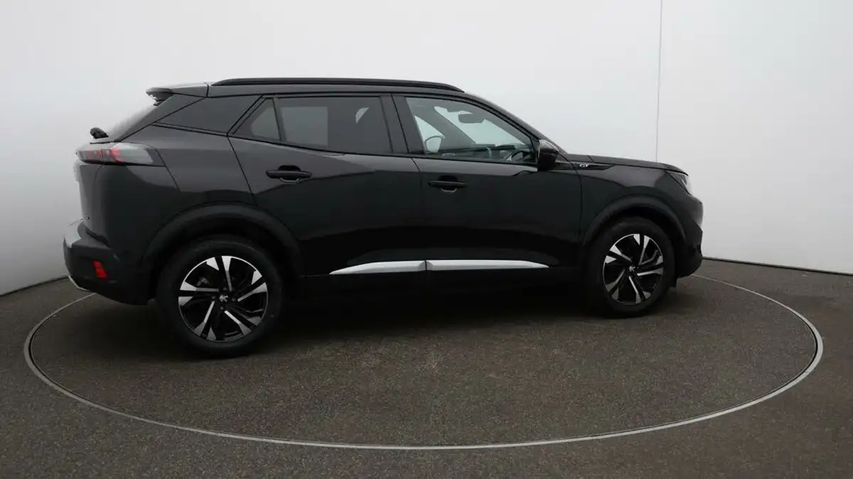 2022-peugeot-2008-suv-12-puretech-gt-eat8-big-46