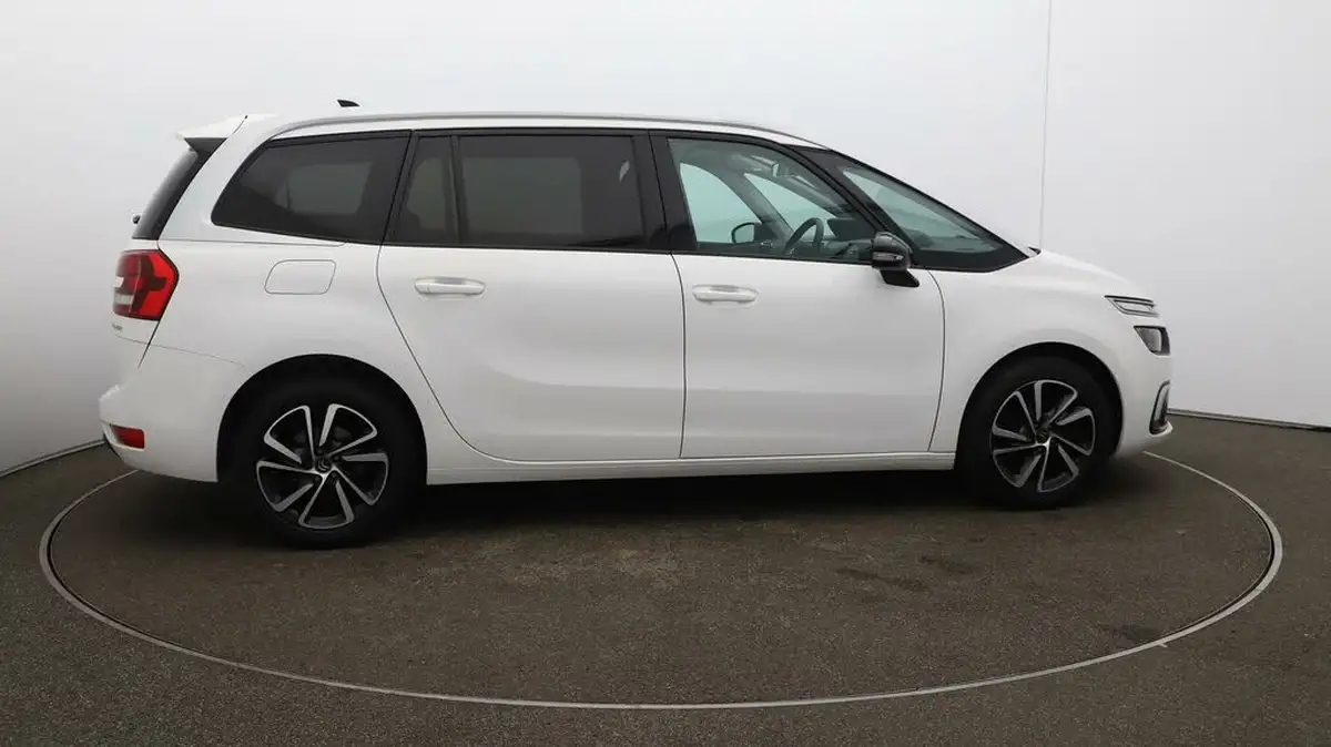 2022-citroen-grand-c4-spacetourer-12-puretech-sense-eat8-big-43
