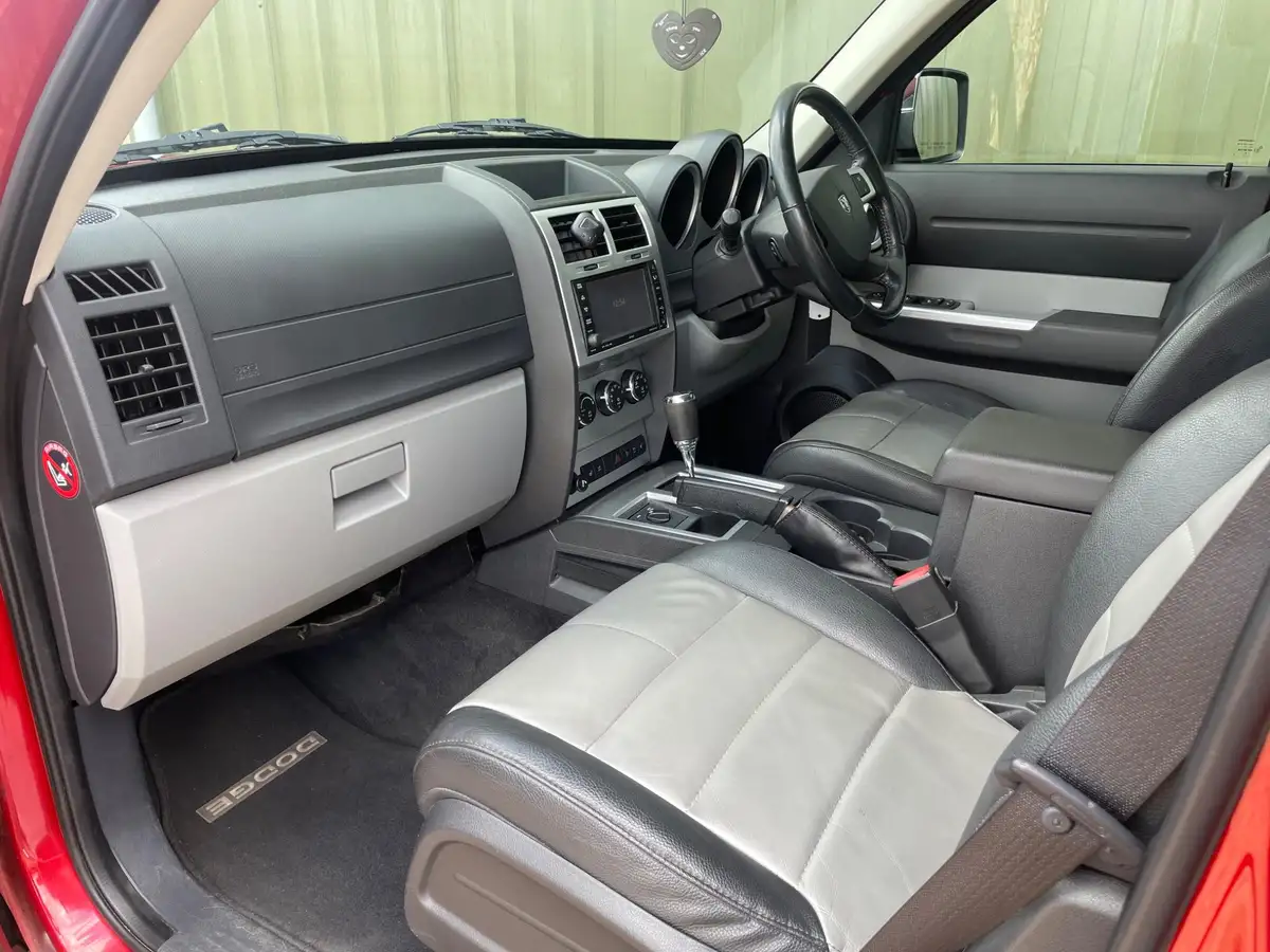 2009-dodge-nitro-28td-sxt-auto-big-8