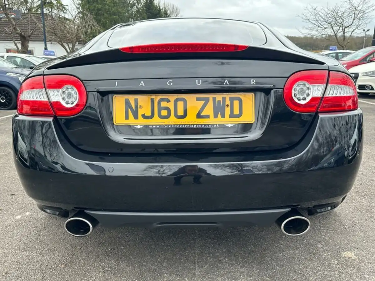 2010-jaguar-xk-50-portfolio-coupe-big-16