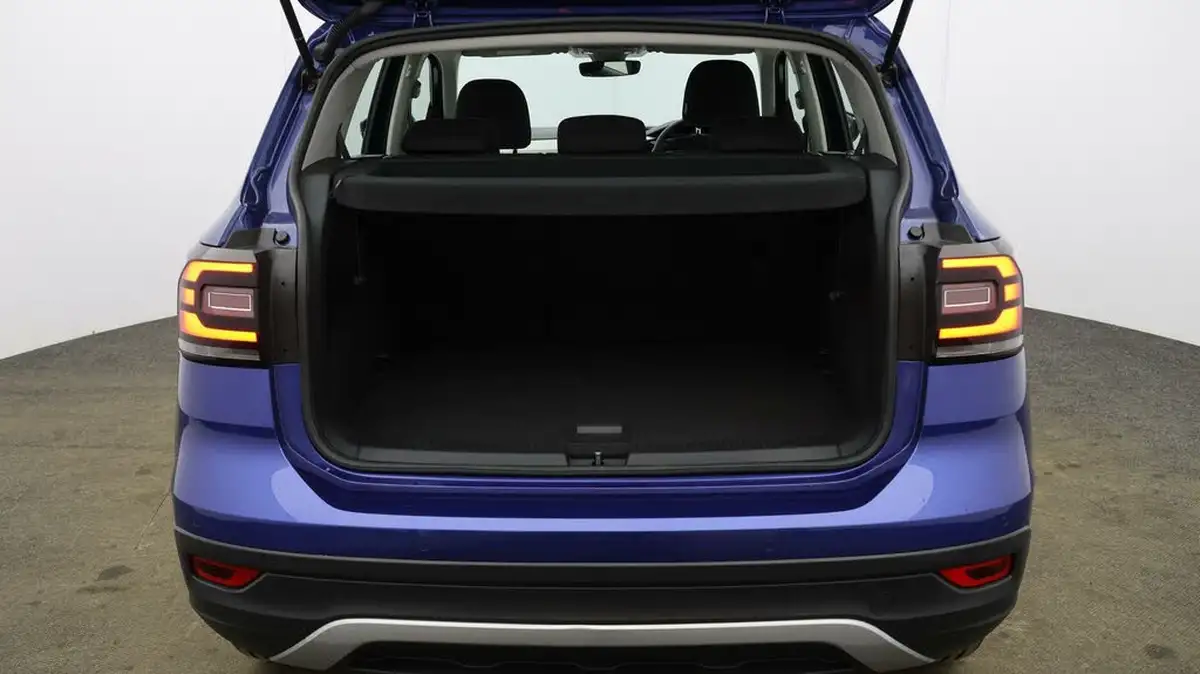 2024-volkswagen-t-cross-10-tsi-move-110ps-dsg-big-16