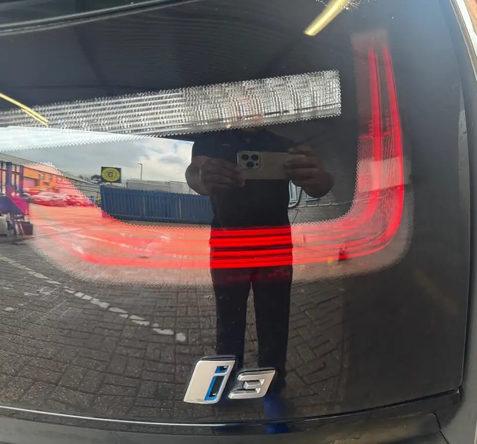 2016-bmw-i3-e-extended-range-big-15