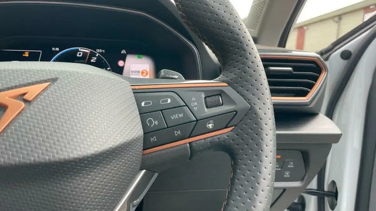 2024-cupra-formentor-14-e-hybrid-v1-big-14