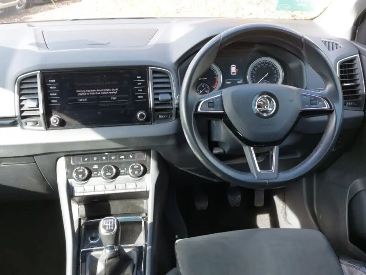 2019-skoda-karoq-16tdi-se-l-big-6