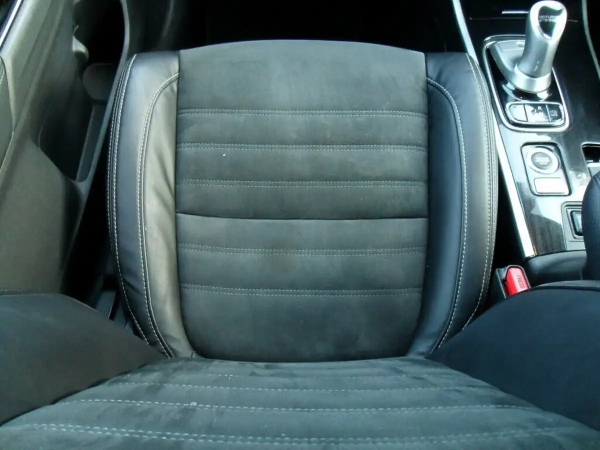 2017-mitsubishi-outlander-20-juro-phev-big-43