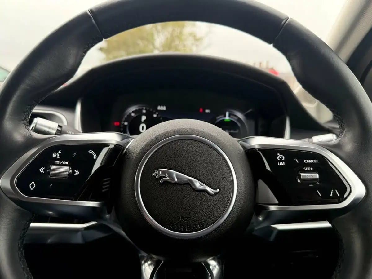 2019-jaguar-i-pace-ev400-s-big-10
