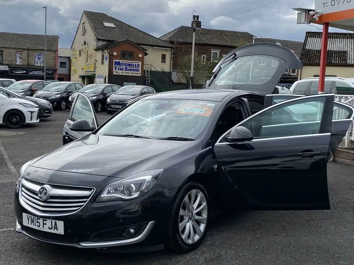 2015-vauxhall-insignia-20cdti-elite-163ps-ecoflex-ss-hatchback-5d-big-14