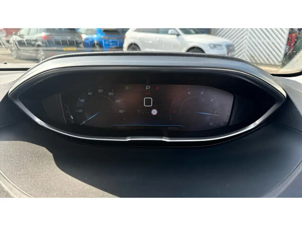 2019-peugeot-3008-suv-15-bluehdi-active-eat8-big-17