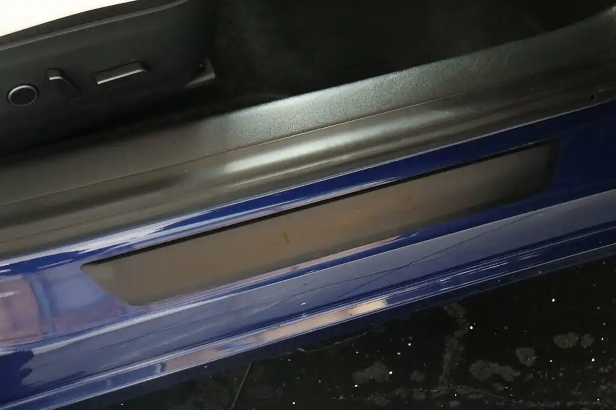2022-tesla-model-3-e-long-range-big-17