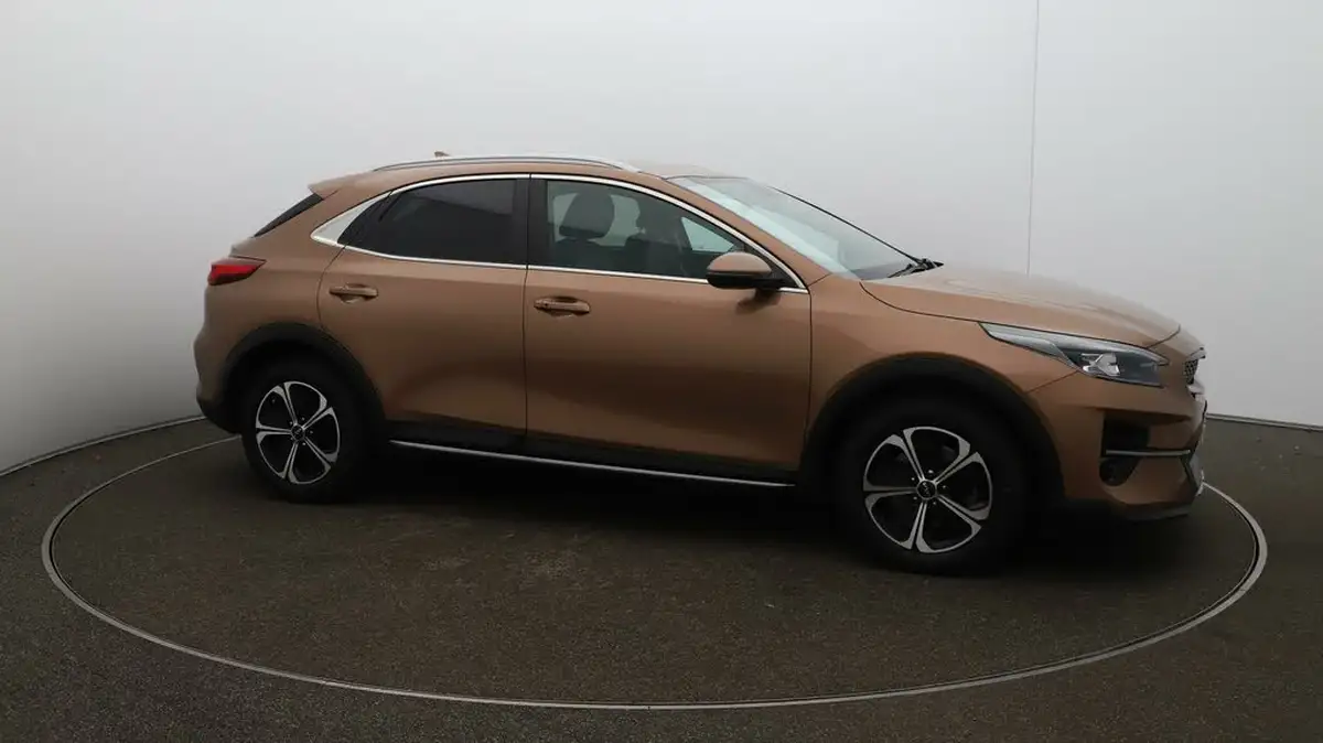 2022-kia-xceed-16-gdi-3-big-36