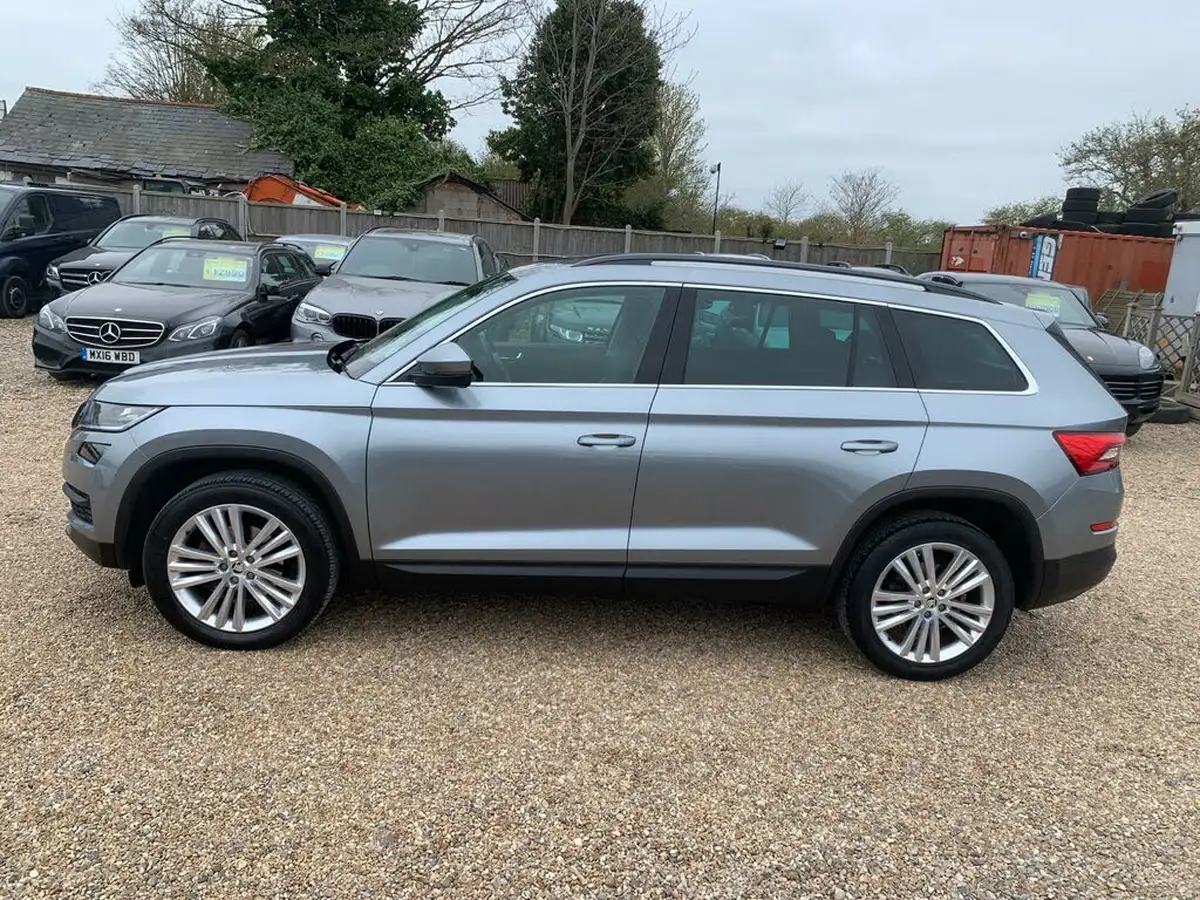 2017-skoda-kodiaq-20tdi-se-l-150ps-4x4-5-seatsss-dsg-big-3