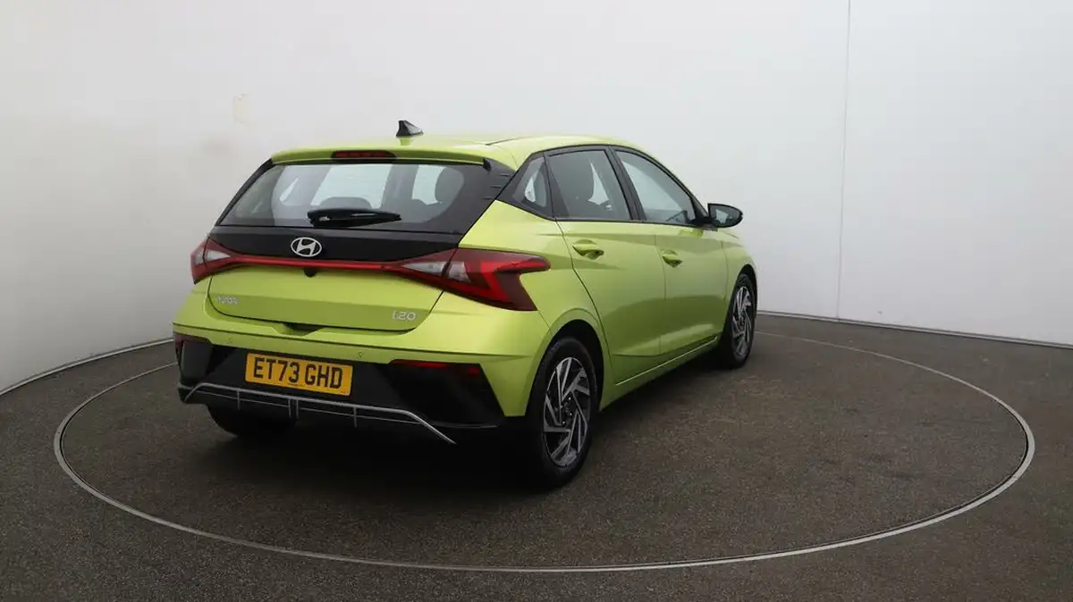 2024-hyundai-i20-10-t-gdi-advance-big-47