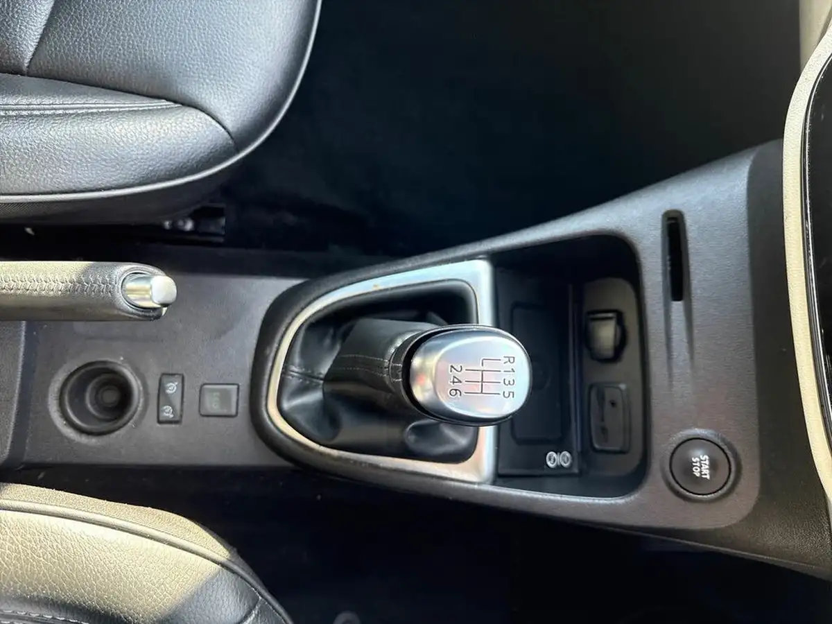 2019-renault-captur-13-tce-gt-line-130bhp-big-18