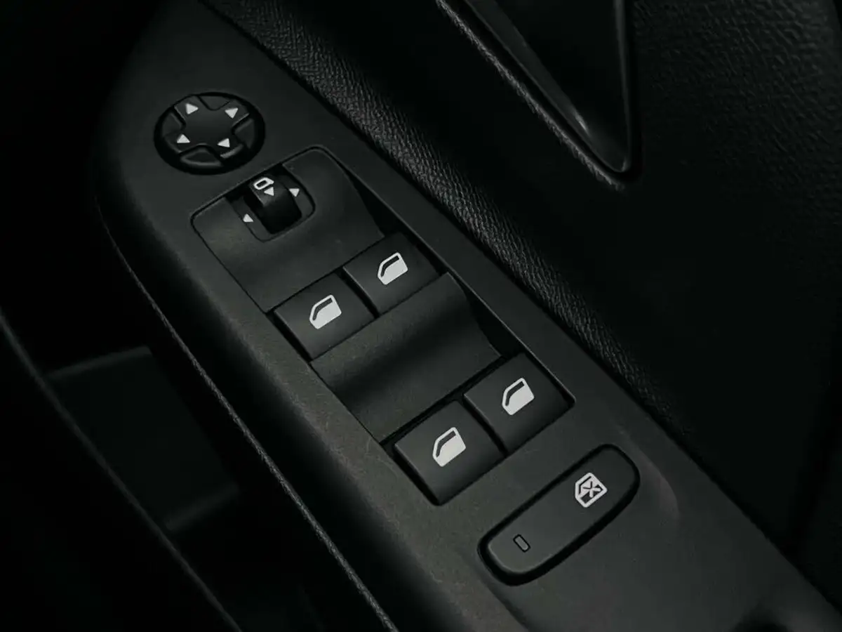 2021-vauxhall-corsa-12-turbo-sri-premium-130ps-auto-big-23