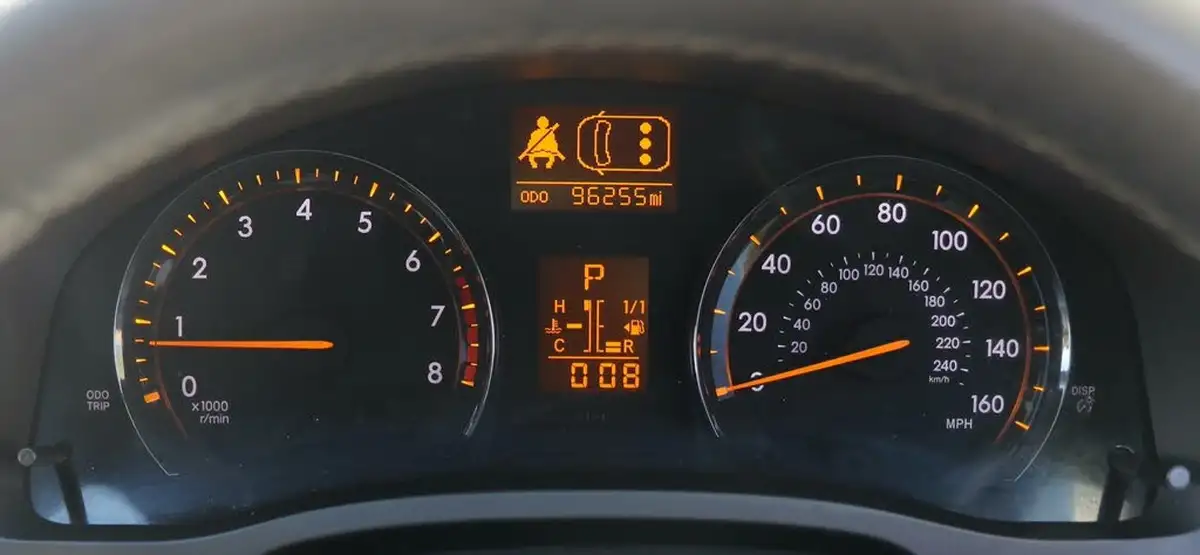 2010-toyota-avensis-18-tr-v-matic-estate-5d-1798cc-big-27