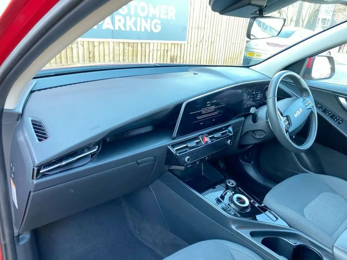 2023-kia-niro-ev-e-2-big-8