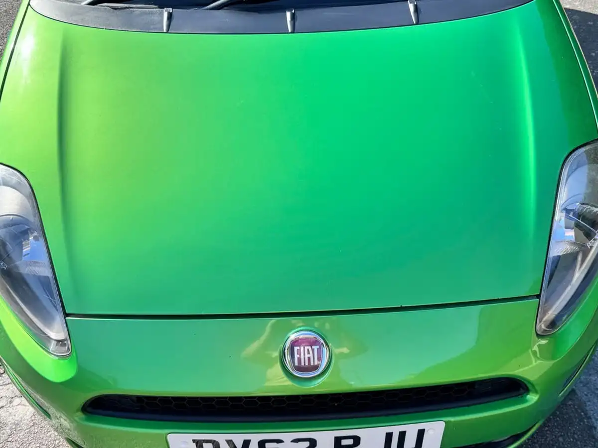 2012-fiat-punto-09-3d-big-15