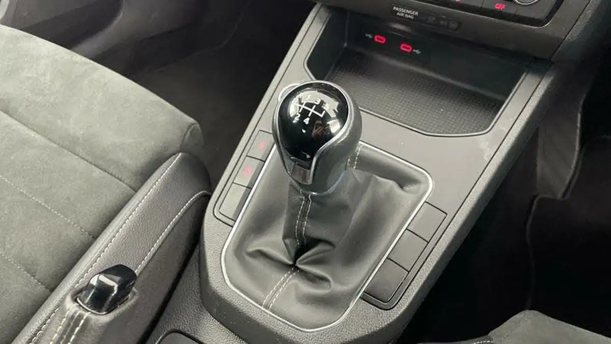 2022-seat-ibiza-10-tsi-xcellence-95ps-big-6