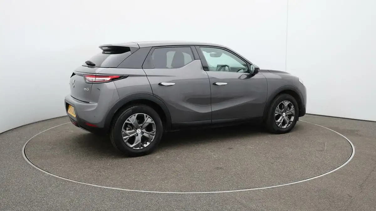 2022-ds-ds-3-crossback-e-tense-bastille-big-49