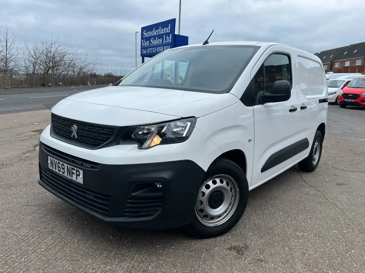 2020-peugeot-partner-15-bluehdi-1000-grip-100ps-eu6dt-big-0