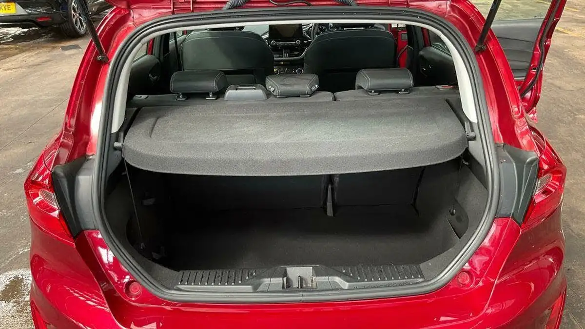 2018-ford-fiesta-10t-zetec-5d-big-6