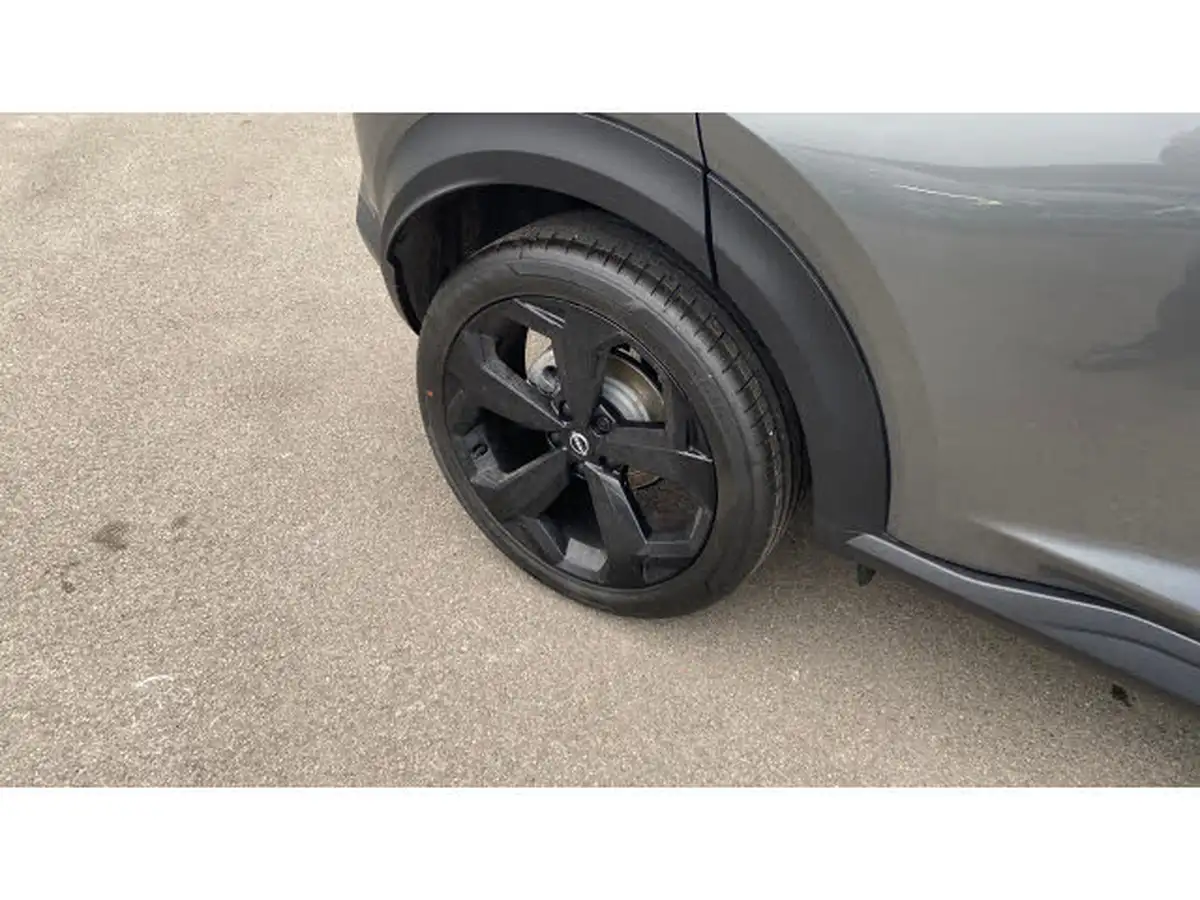 2024-nissan-juke-10-dig-t-tekna-dct-big-12